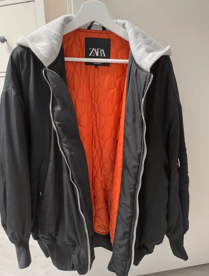 Bomber Jacke von Zara in Größe XS in Erftstadt