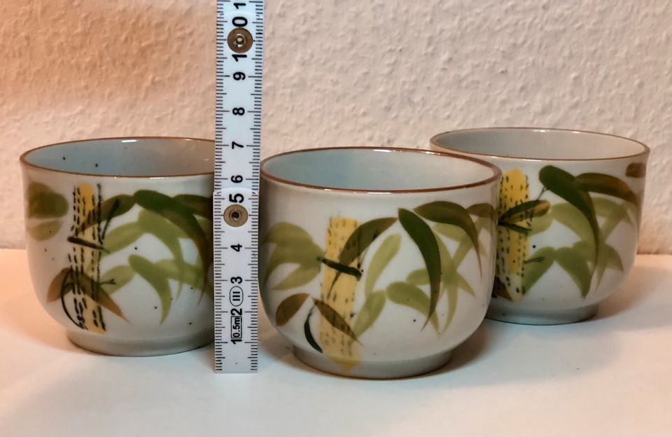 Handbemalte Sake Tassen Japanische Porzellan Bambus Motiv Keramik in Wiesbaden