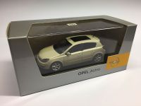 OPEL Astra-H Limousine 1:43 Papyrus 2x Amethyst Minichamps Bayern - Miesbach Vorschau