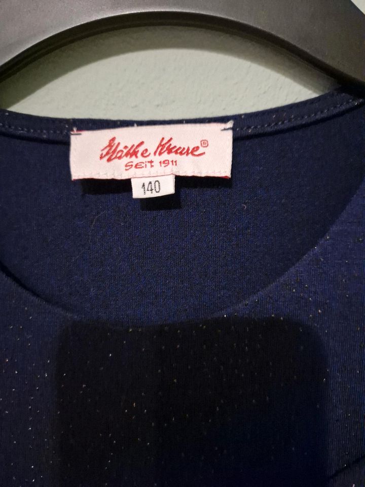 Kleid Dkl.Lila glänzend Gr. 140 Käthe Kruse NEU in Rain Lech