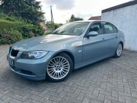 Gepflegter BMW E90 320i Limousine zu verkaufen Nordrhein-Westfalen - Solingen Vorschau