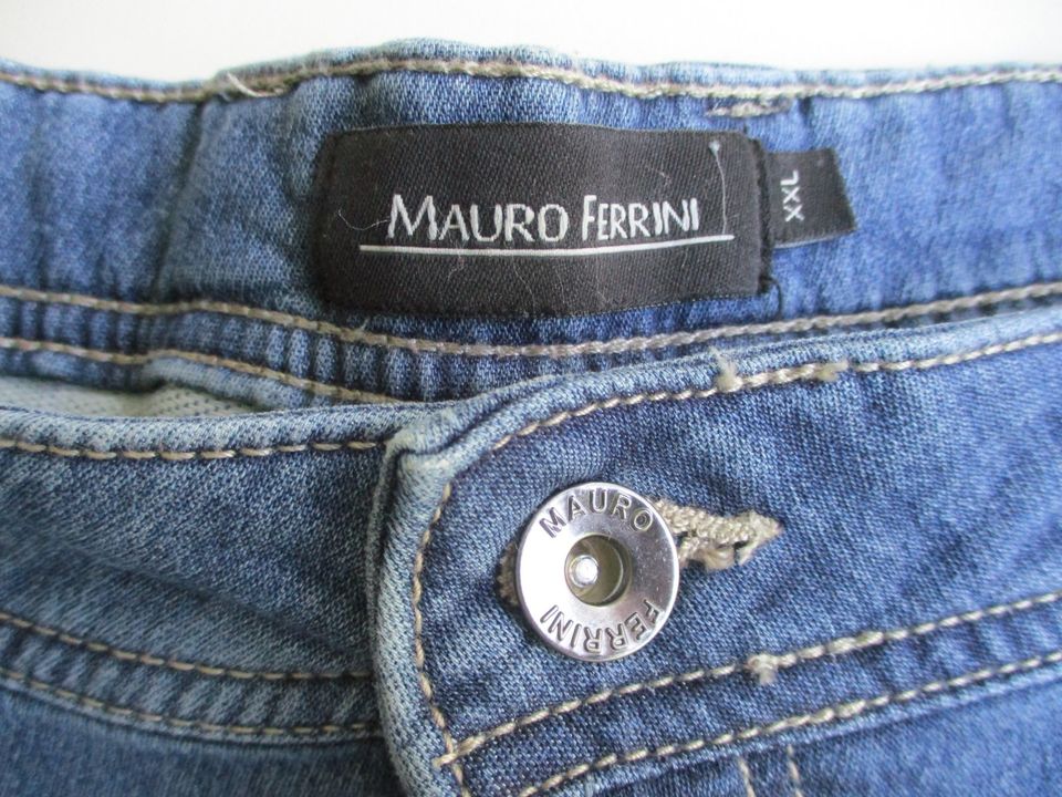 kurze Jeans Hose von MAURO FERRINI in der große 28/29 (42/44), in Laatzen