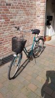 Fahrrad mit Körbchen -stand in der Garage Nordrhein-Westfalen - Wetter (Ruhr) Vorschau