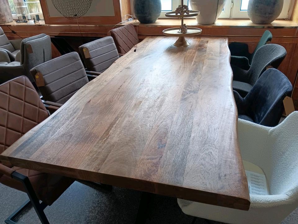 Esstisch Holztisch aus Mangoholz | 240x97 | (1099€) in Arnsberg