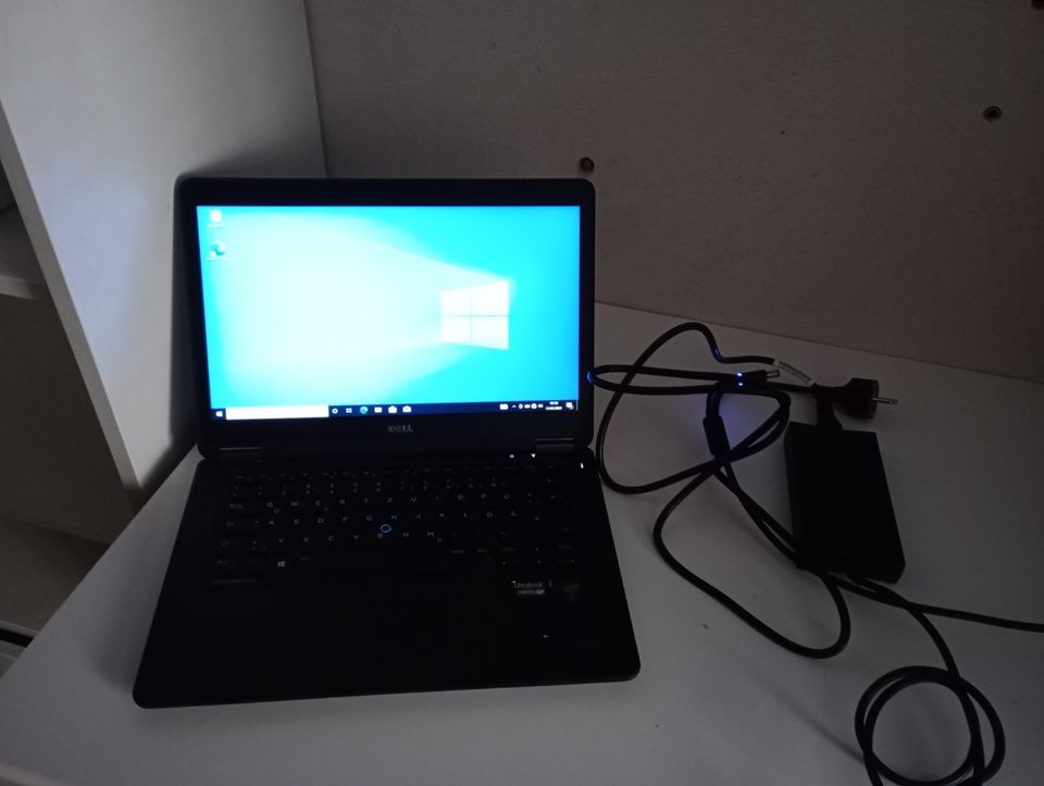 Notebook Dell latitude e7450 i7 5600u 250gb ssd 8GB RAM in Chemnitz