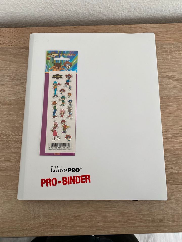 Original Digimon Karten 1999 Bandai Ordner Sticker deutsch in Melsungen
