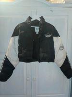 Adidas Pufferjacke Crop Steppjacke Niedersachsen - Hemmoor Vorschau