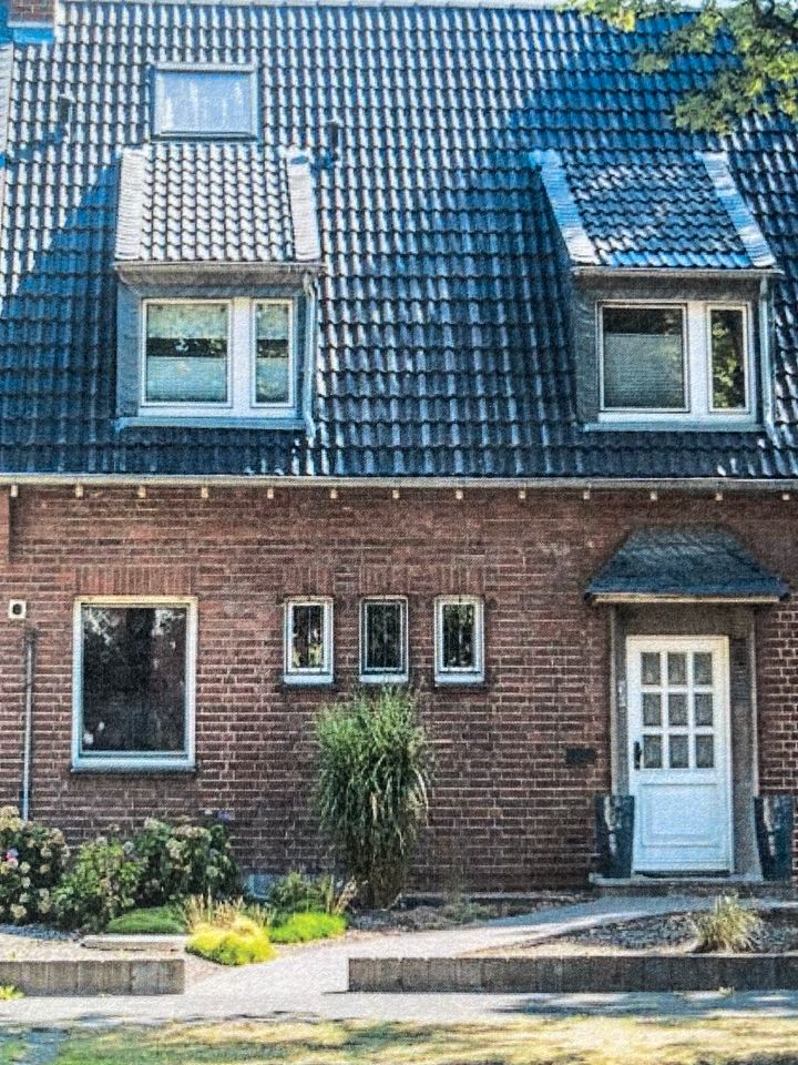 Wohnhaus in begehrter Wohnlage von Krefeld zu verkaufen in Krefeld