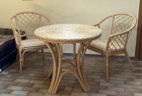 Rattan Sitzgruppe, runder Tisch + 2 Sessel, sehr guter Zustand Nordrhein-Westfalen - Wilnsdorf Vorschau