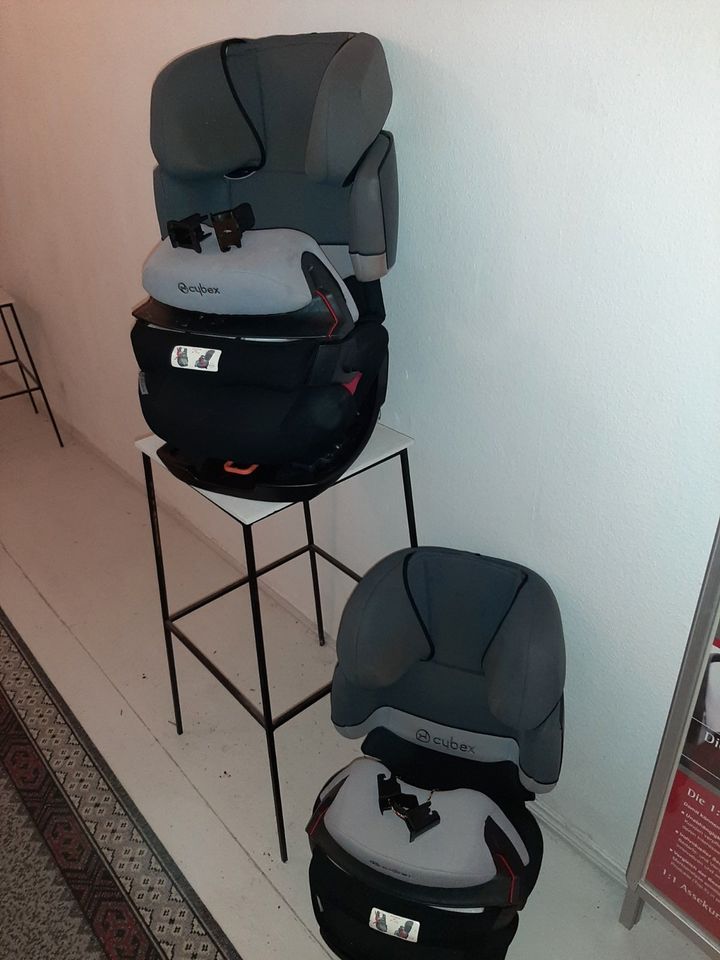 Pallas Fix Kindersitz Gruppe 1-3 (nur noch 1 Stück verfügbar) in Leipzig
