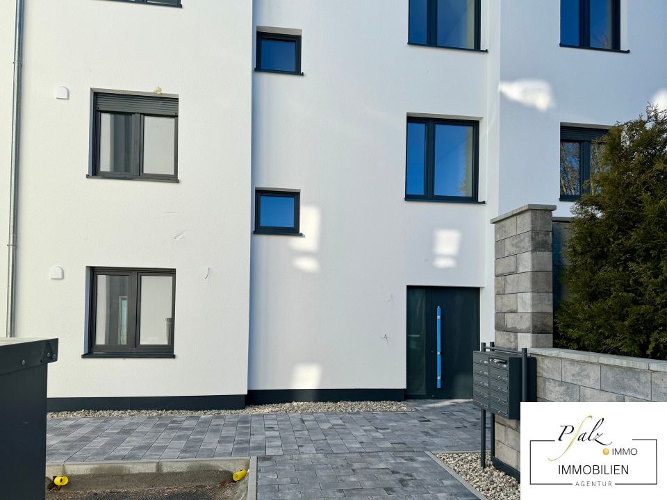 3-Zimmer-Wohnung mit Balkon und Weitblick! NEUBAU - A+ energieeffizient in Pirmasens