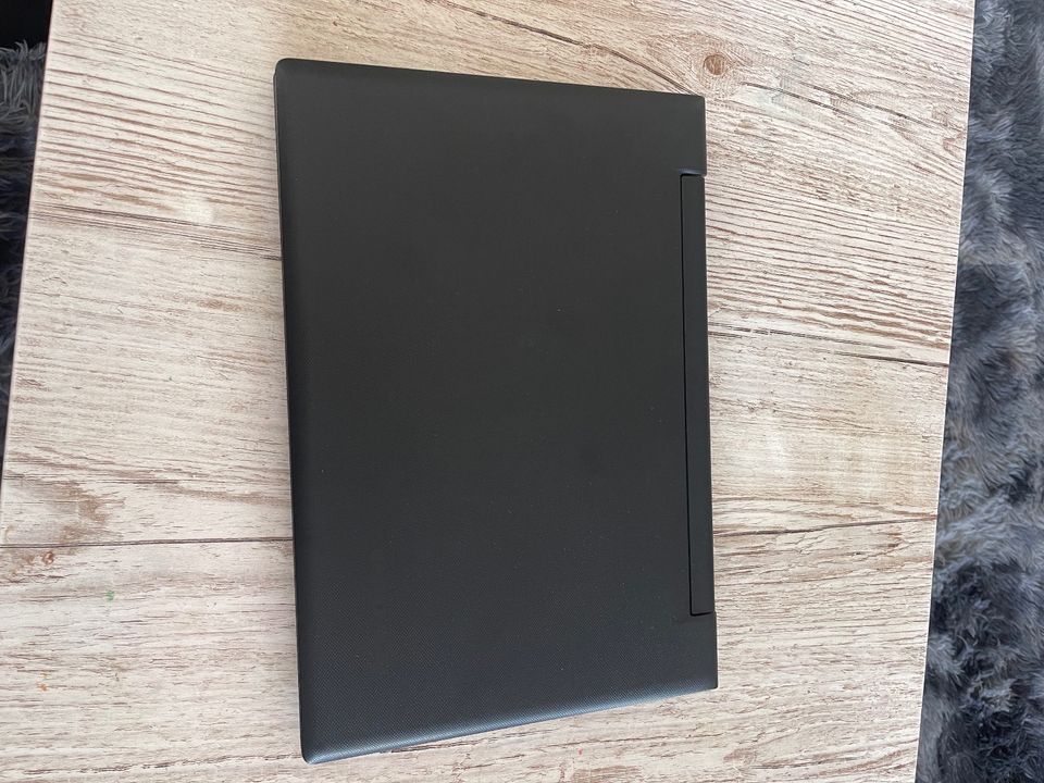 Lenovo S20-30 Touch notebook in Emmendingen