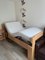 Pflegebett mit Matratze und Lattenrost elektrisch verstellbar Hessen - Mücke Vorschau