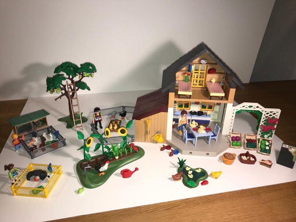 Playmobil Bauernhaus mit Hofladen 5120 in Borsdorf