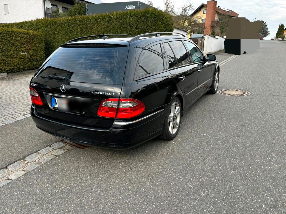 Mercedes-Benz  E-Klasse 200K in Weiden (Oberpfalz)