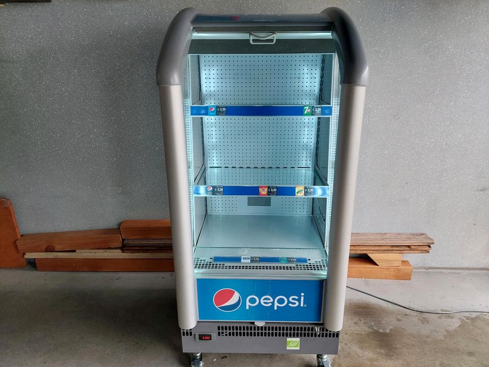 Pepsi Getränkekühlschrank Getränkekühlung Carrier Presenter 0647 in Bruckberg bei Landshut