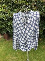 14) Yessica Wickelbluse Gr. L 40 Bluse Damenbluse Langarmbluse Nordrhein-Westfalen - Geldern Vorschau