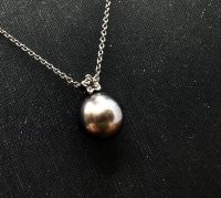 Modernes Tahitiperlen Collier mit schwarzem Brillant Nordrhein-Westfalen - Moers Vorschau