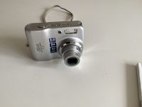 Nikon Coolpix L4 Digital Kamera Silber gebraucht Hessen - Neustadt Vorschau