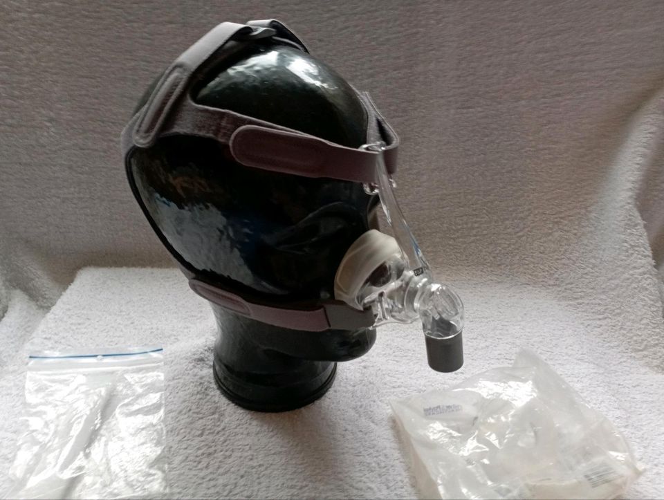 Nasal Maske für CPAP Gerät , F&P Eson , Größe S, neu in Berlin