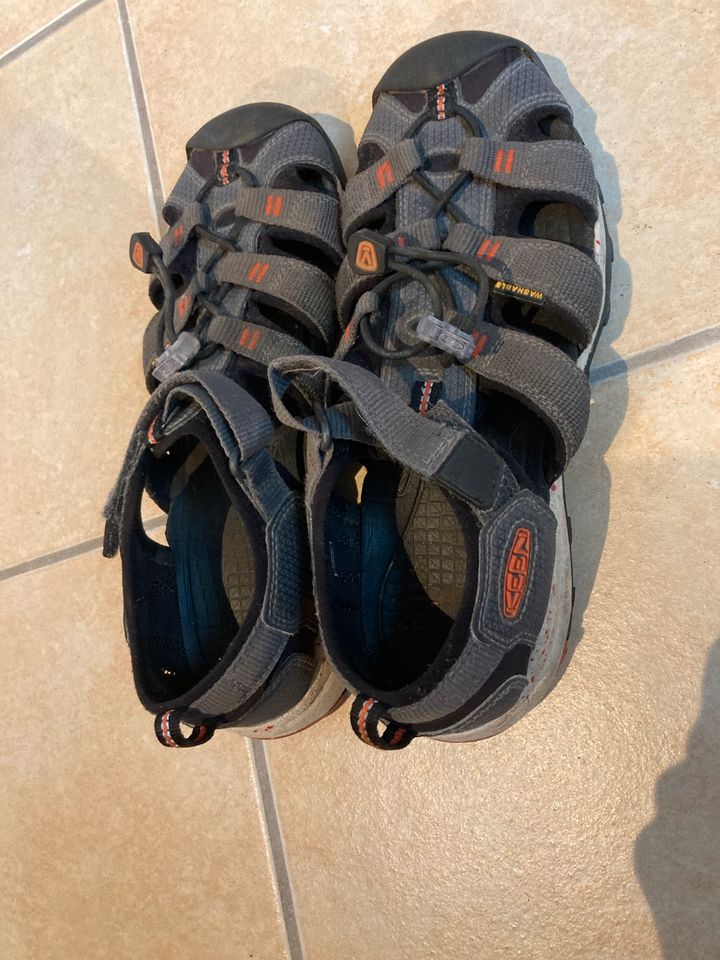 Keen Sandalen 38 in Weßling