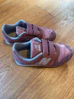 New Balance Sneaker Kinder Sportschuhe 35.5 Leder pink rosa Niedersachsen - Verden Vorschau
