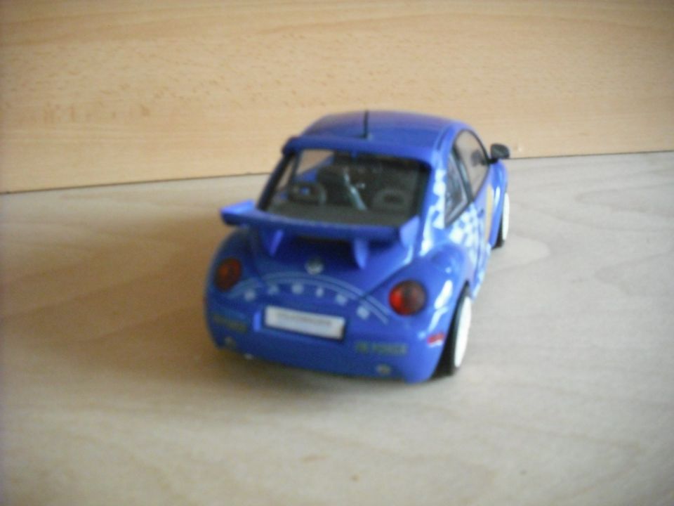 Modellauto  1 : 18   ""  Volkswagen  New - Beetle  ""  1999 in Hildesheim