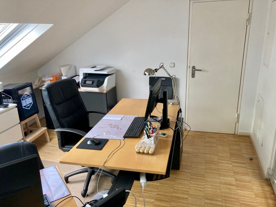 Büro /Arbeitsplatz in Bürogemeinschaft zentrale Lage in Frankfurt in Frankfurt am Main
