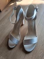 Brautschuhe Gautsche ivory Sandalen in Gr 39 / 6,5 ungetragen neu Bayern - Brannenburg Vorschau