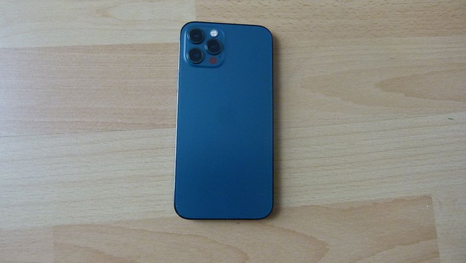Iphone 12 Pro mit 128GB Pazifikblau TOP! in Leverkusen