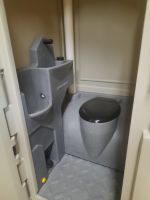 Unbenutze Mobile-Toiletten mit Urinal und Waschbecken (grau) Bayern - Pürgen Vorschau