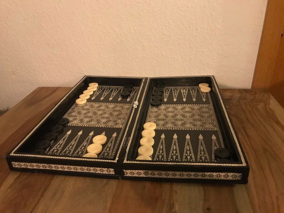 Backgammon Tavla aus Holz 51,5 x 51,5 Brettspiel in Viersen