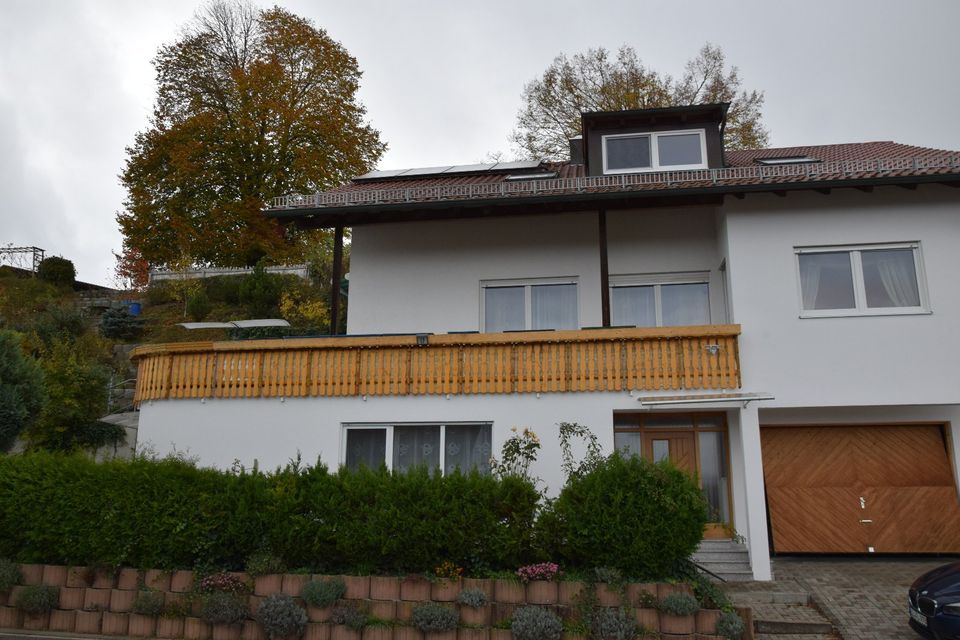 Großes Einfamilienhaus mit potenziellem zweiten Bauplatz in Ehingen (Donau)