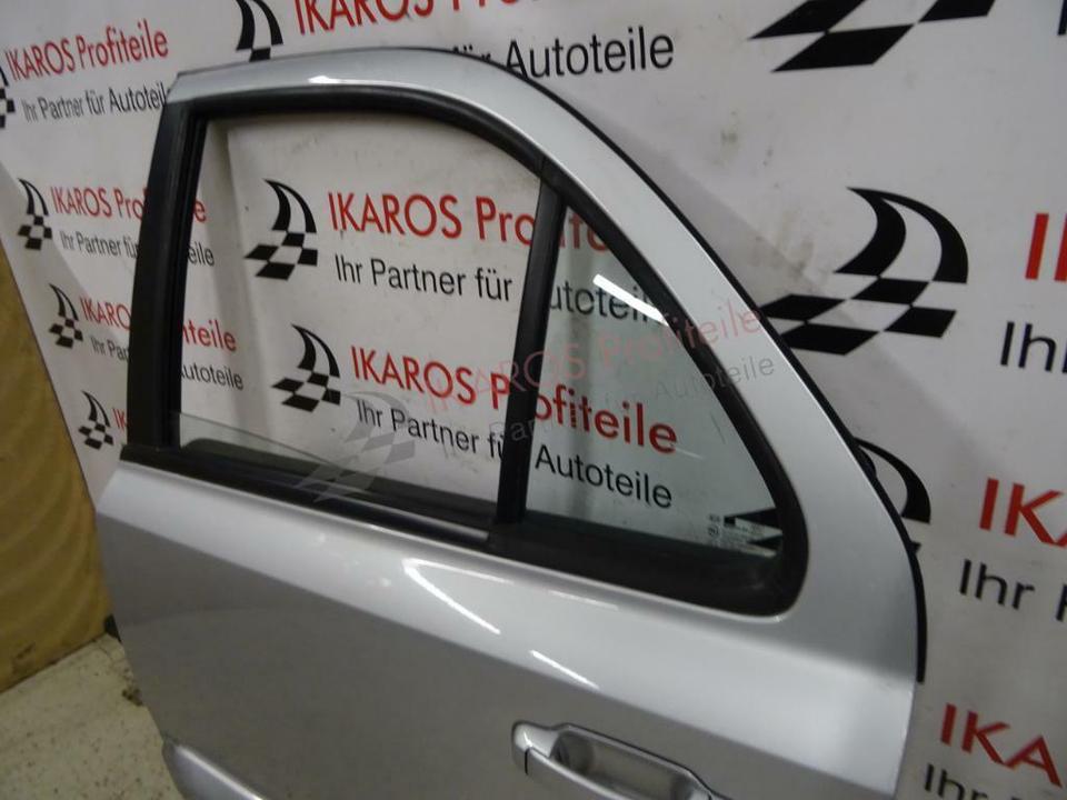 KIa Sorento JC türe hinten Links tür silber türe Farbe AW in Bruchsal