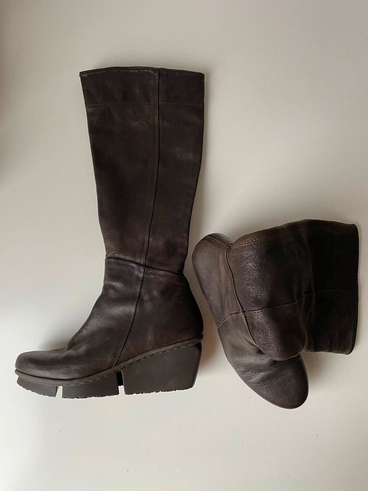 Schöne Trippen Dart Stiefel Splitt Kollektion Espresso w. NEU in Bergisch Gladbach