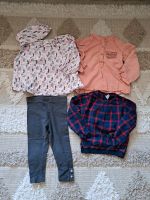 Gut erhalt. Blusen v. Zara, Petit Bateau, H&M, Leggins Next Hessen - Fulda Vorschau