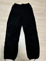 Bershka schwarze parachute hose Essen - Altenessen Vorschau