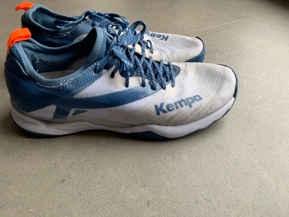 Kempa Schuhe Größe 42 in Niederkassel