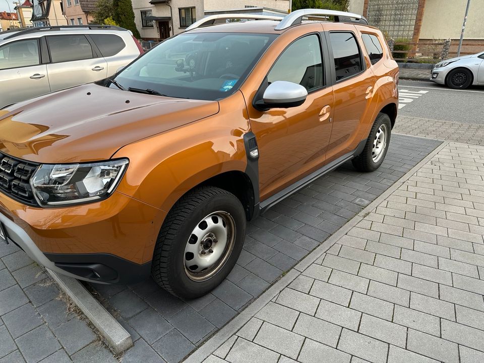 Dacia Duster II 1,6 8 Fach Bereift in Ginsheim-Gustavsburg