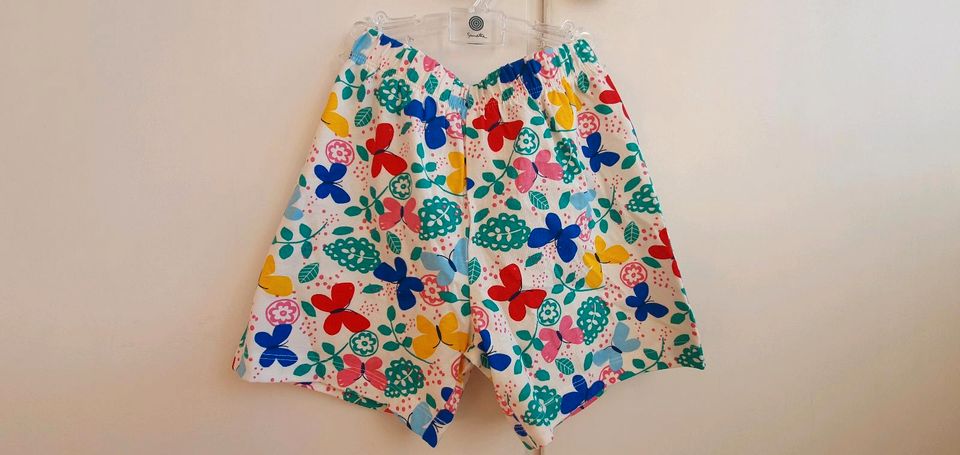 Süße Shorts von Frugi  Gr.110/116 NEU in Freising