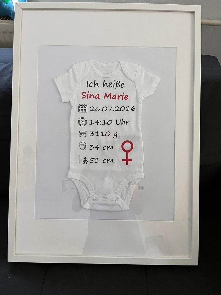 Baby Body mit Namen und Geburtsdaten in Koblenz