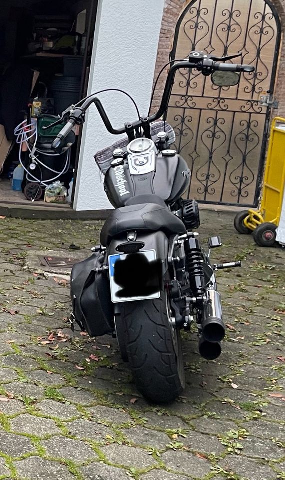 Harley Davidson FAT BOB Custom Bike Umbau in Schöffengrund