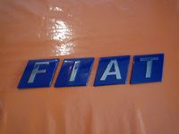 FIAT Original Logo Schriftzug in blau chrom Fahrzeug Nordrhein-Westfalen - Brakel Vorschau