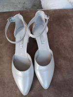 Gabor Pumps  Brautschuhe  Off-White  Gr. 6 =39  Leder  NEU Bayern - Regensburg Vorschau