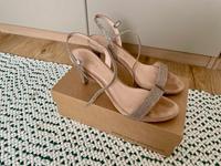 Pumps Sandalette Unisa Größe 42 Nordrhein-Westfalen - Marienheide Vorschau