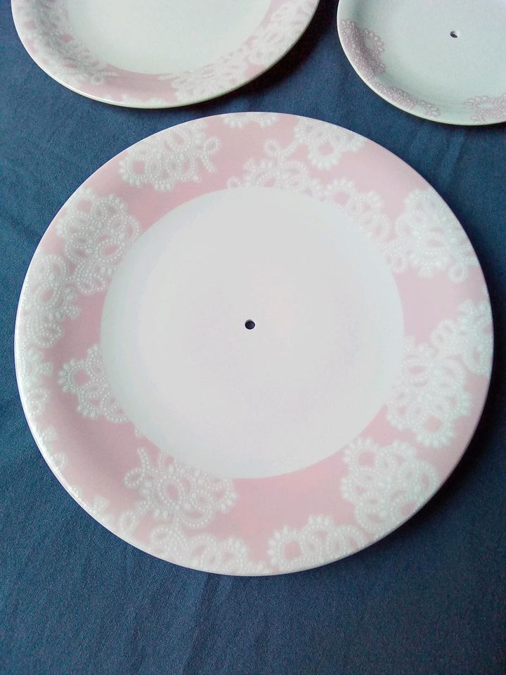 Kahla Etagere Gebäckteller Porzellan neuwertig weiß/rosa in Hannover