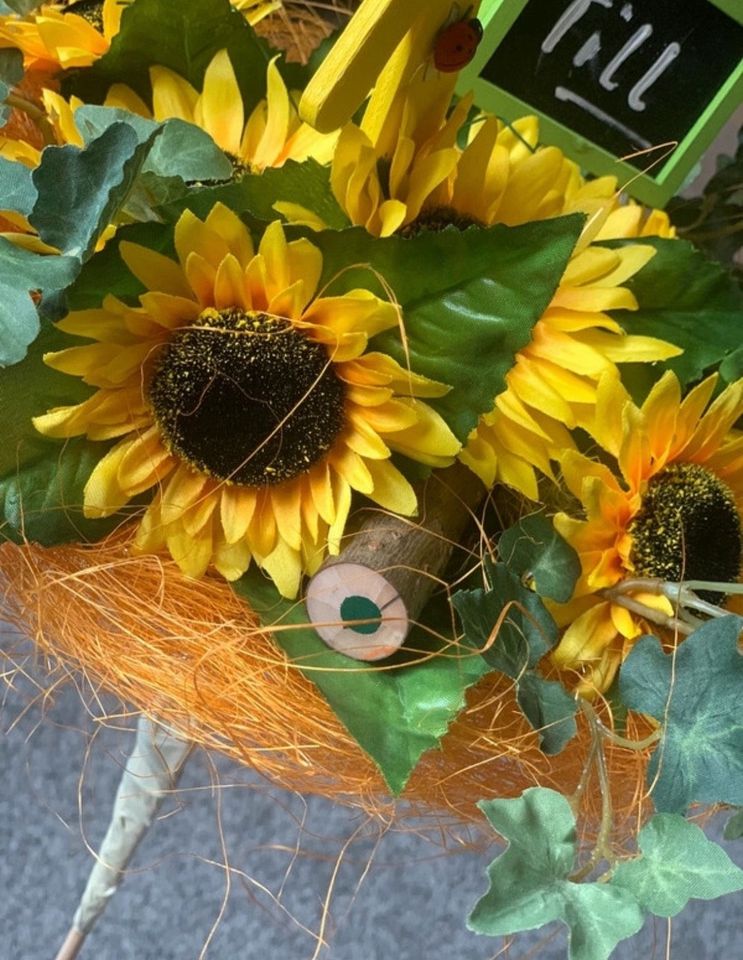 Schleife Deko für Zuckertüte Sonnenblumen Efeu Holz Einschulung in Lengenfeld Vogtland