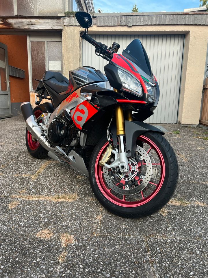 Aprilia Tuono v4 1100 RR Bj‘ 16 in Fürstenfeldbruck