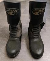 Polo Motorrad Stiefel Motorradstiefel Gr. 40 neuwertig Nordrhein-Westfalen - Kerpen Vorschau