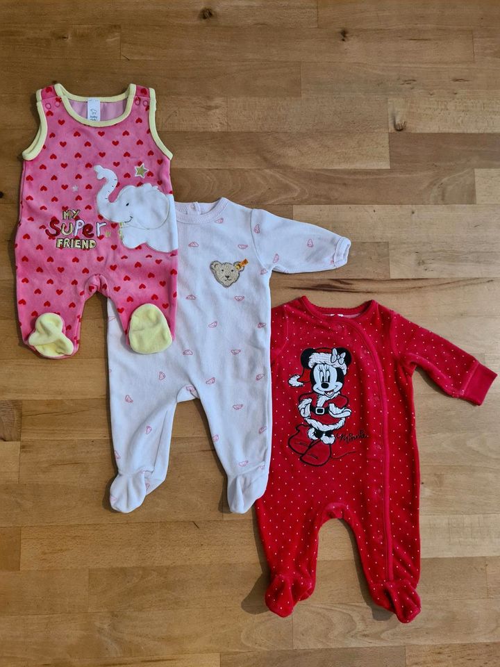 Baby Winter Nicky Strampler 56 62 Minnie Mouse Weihnachten Steiff in  Nordrhein-Westfalen - Bergisch Gladbach | eBay Kleinanzeigen ist jetzt  Kleinanzeigen